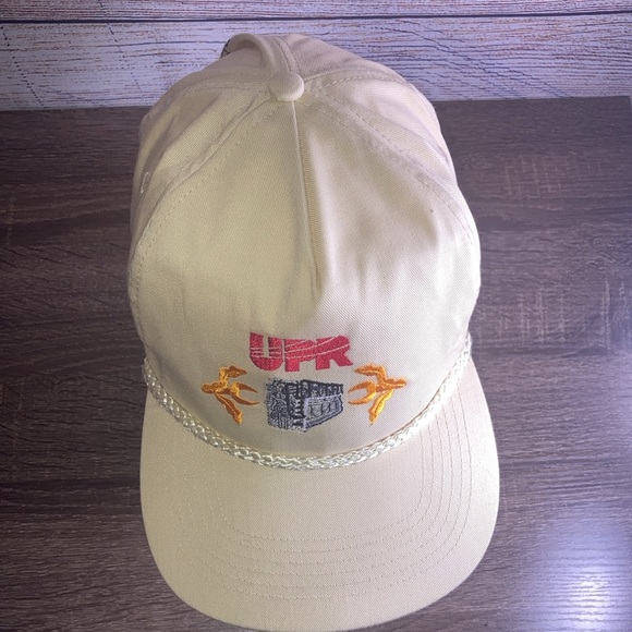 Vintage Mens 80’s UPR High Performance Compression Team Hat EUC Yellow - Picture 2 of 8